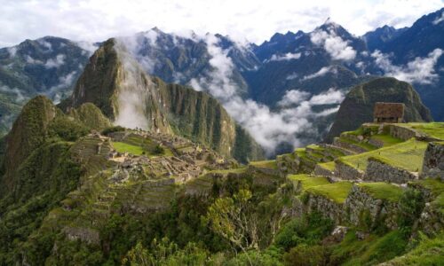 Taxi from Cusco to Machu Picchu