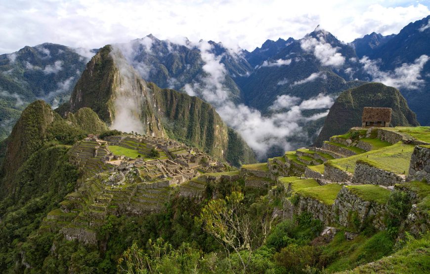 Taxi from Cusco to Machu Picchu