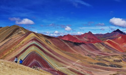 Taxi from Cusco to Rainbow Mountain